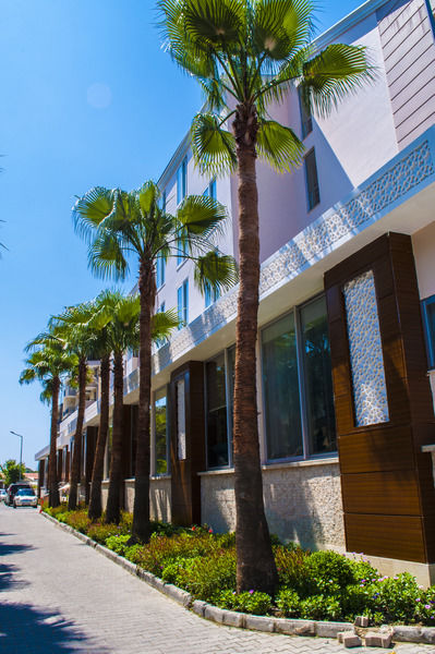 Sun Beach Park Side Exterior photo